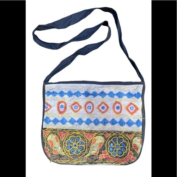 Shoulder Bag Cross Body Bag Embroidered Boho Festival Cottage-Core Hippie - Picture 1 of 8